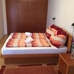 Apartament Center *